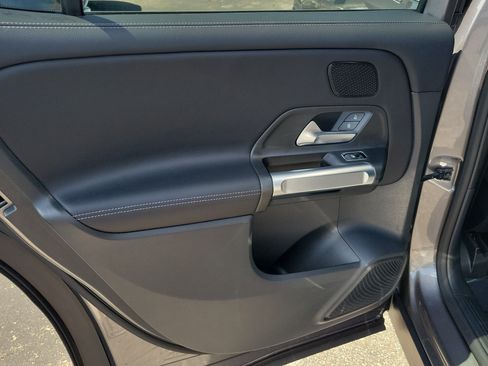 Certified 2026 Mercedes-Benz GLB 250 image 10