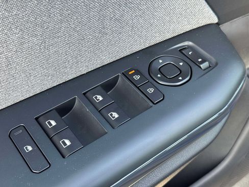 New 2025 Kia K4 EX image 12