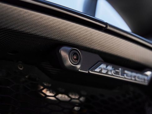 Used 2019 McLaren Senna RWD image 22