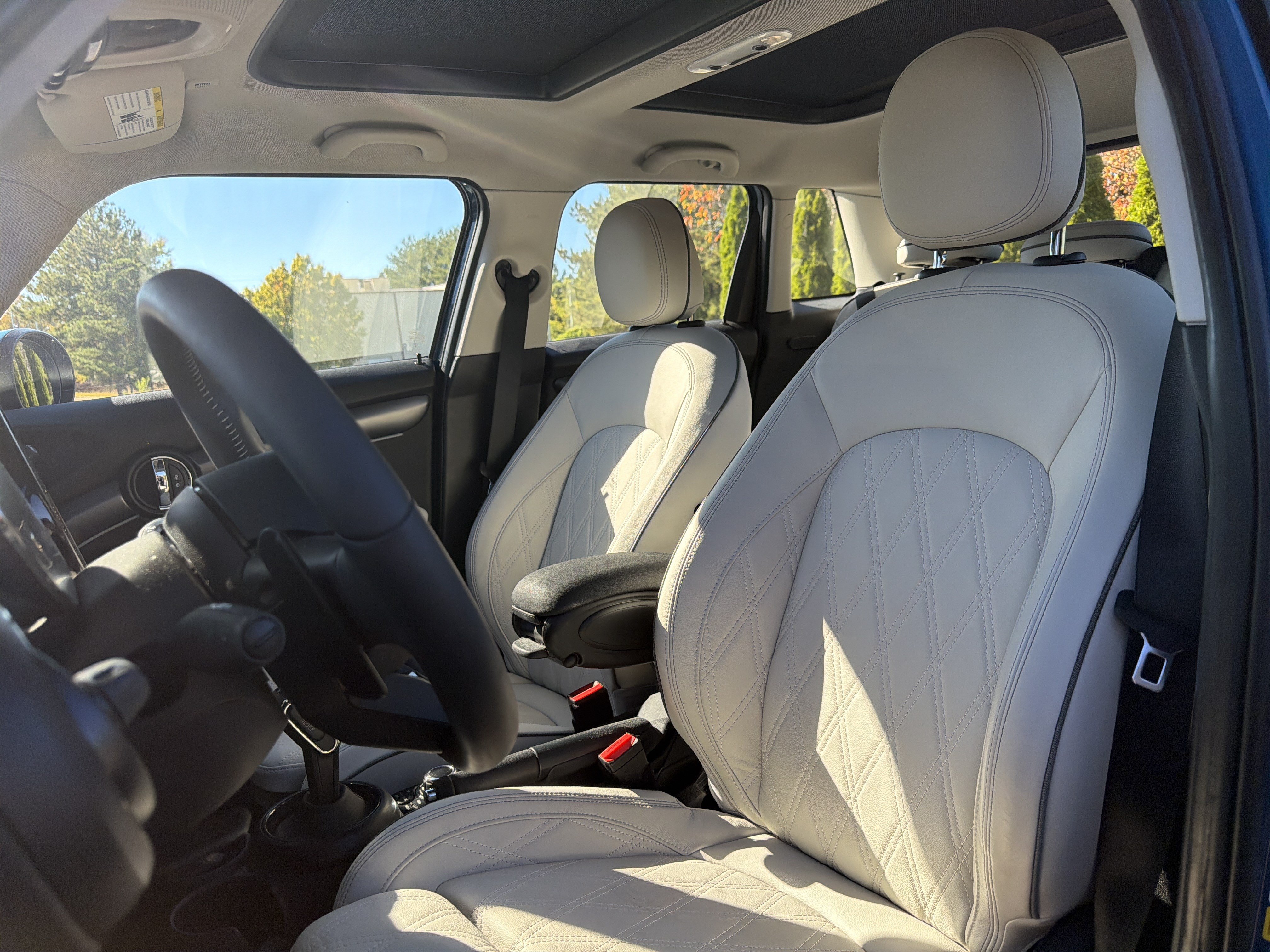 Used 2024 MINI Cooper S FWD image 7