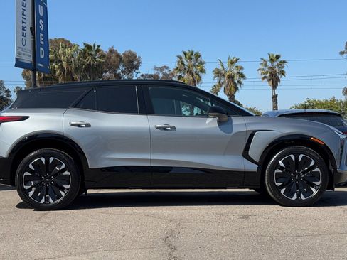 New 2025 Chevrolet Blazer EV RS image 3