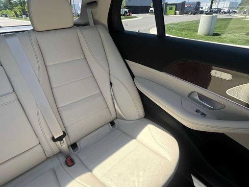 Used 2022 Mercedes-Benz GLE 350 4MATIC image 35