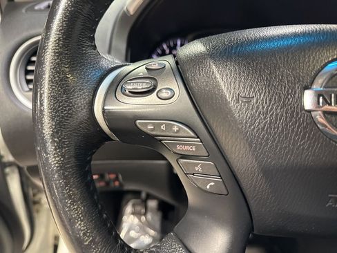 Used 2014 Nissan Pathfinder Platinum w/ Platinum Premium Package image 13