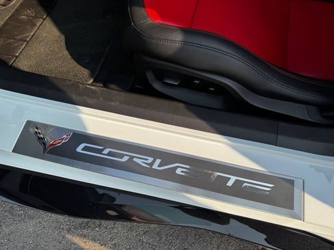 Used 2019 Chevrolet Corvette Z06 RWD image 13