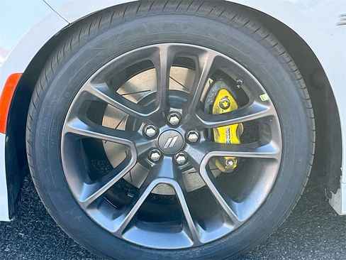 Used 2020 Dodge Charger Scat Pack image 30