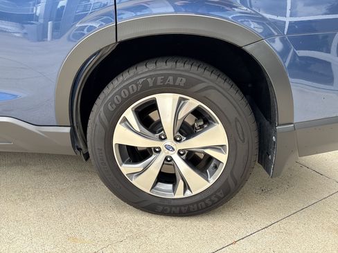 Used 2020 Subaru Ascent Premium w/ Convenience Package AWD/4WD image 35