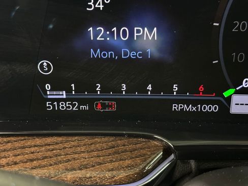 Certified 2023 Cadillac Escalade Sport Platinum w/ LPO, ONYX Package image 15