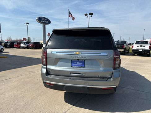 Used 2023 Chevrolet Tahoe LT w/ Luxury Package image 9