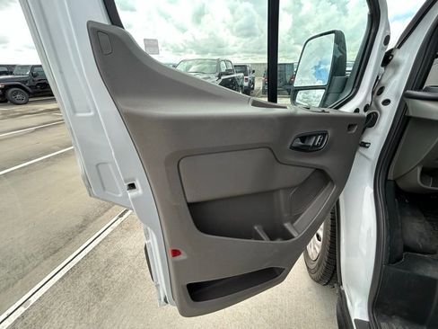 Used 2022 Ford E-Transit Medium Roof w/ Load Area Protection Package image 40