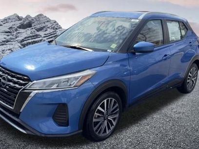 Used 2024 Nissan Kicks SV