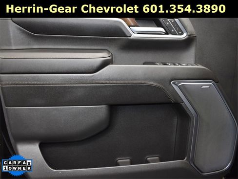 Used 2024 Chevrolet Silverado 2500 High Country w/ High Country Premium Package image 11