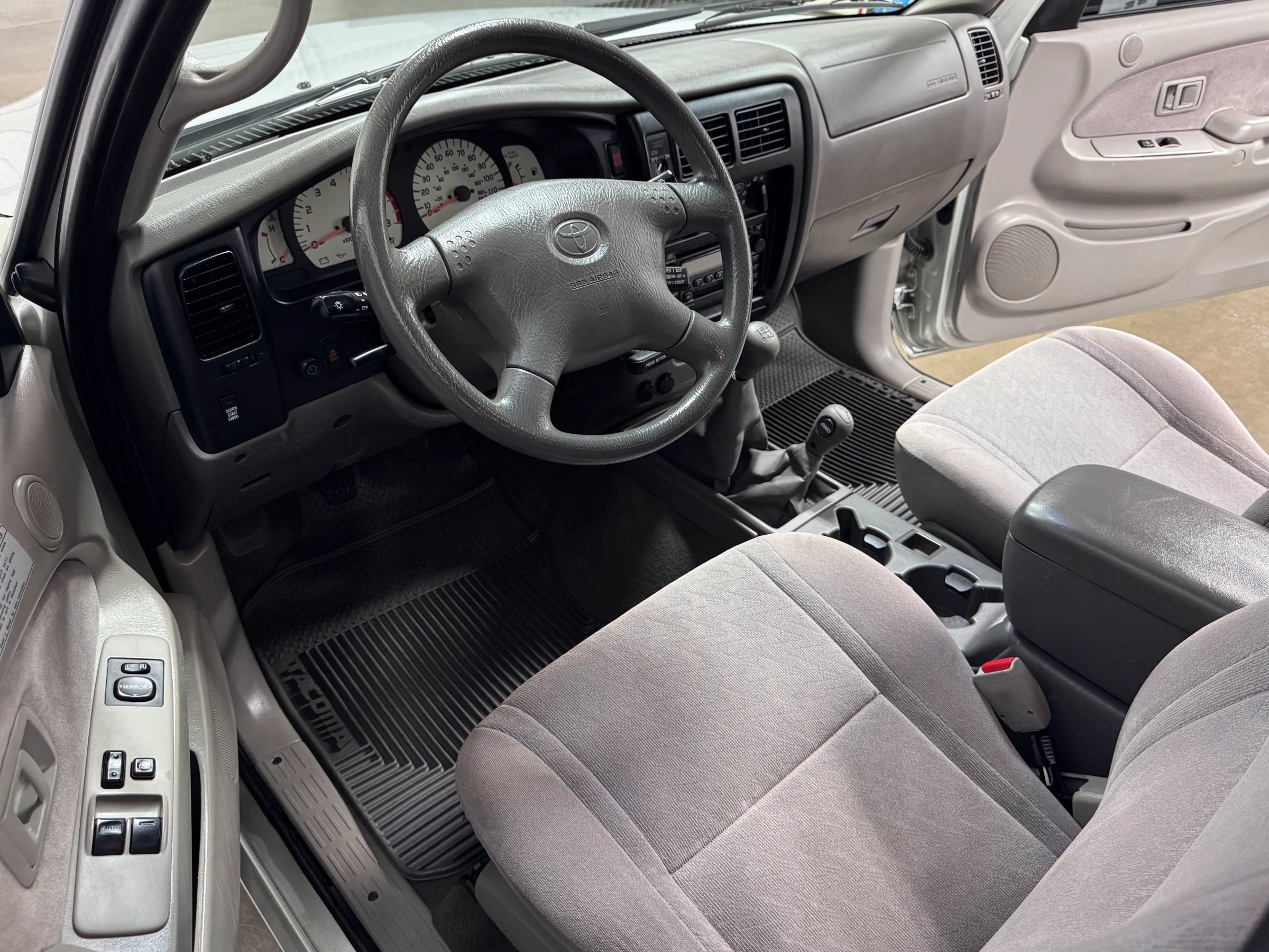 Used 2003 Toyota Tacoma 4x4 Xtracab V6 w/ Convenience Pkg image 13