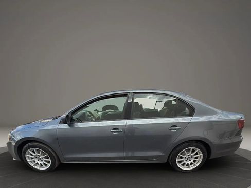 Used 2018 Volkswagen Jetta S w/ Cold Weather Package image 8