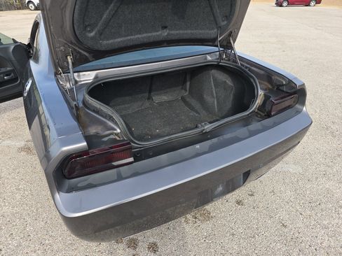 Used 2013 Dodge Challenger R/T Plus image 21