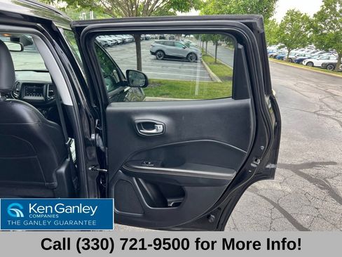 Used 2019 Jeep Compass Latitude AWD/4WD image 53