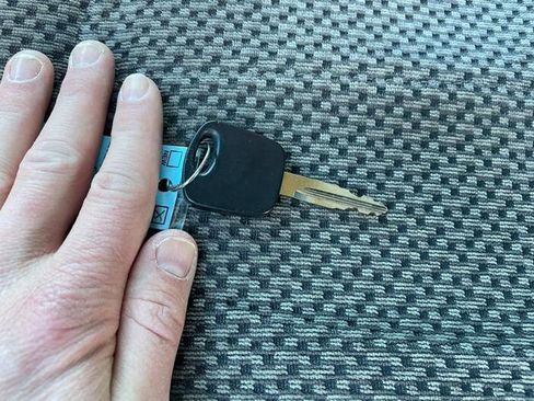 Used 2000 Ford F150 XL image 44