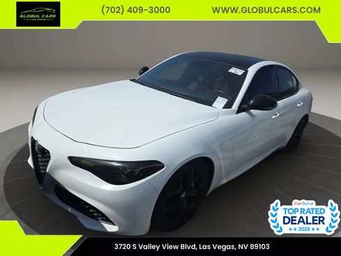 Used 2019 Alfa Romeo Giulia w/ Nero Edizione RWD image 1