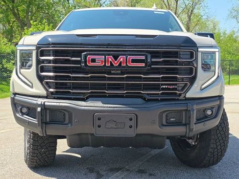 New 2026 GMC Sierra 1500 AT4X AWD/4WD image 12