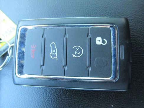 Used 2024 Jeep Grand Cherokee L Laredo w/ Luxury Tech Group I AWD/4WD image 27