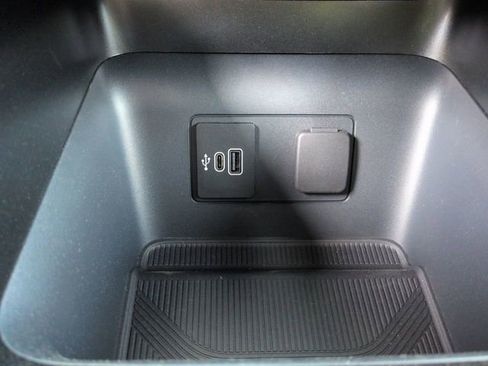 New 2026 Ford Explorer ST-Line image 22