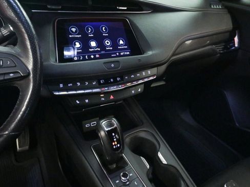 Used 2019 Cadillac XT4 Sport image 17