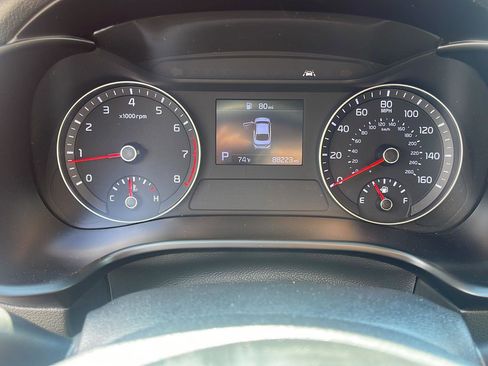Used 2019 Kia Forte LXS FWD image 14