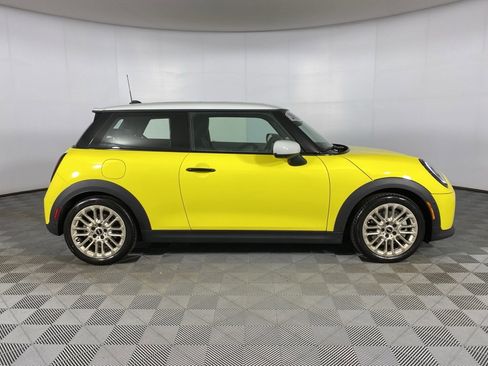 Used 2025 MINI Cooper S image 22