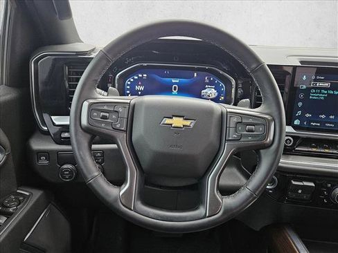 Used 2025 Chevrolet Silverado 1500 High Country w/ High Country Premium Package image 11