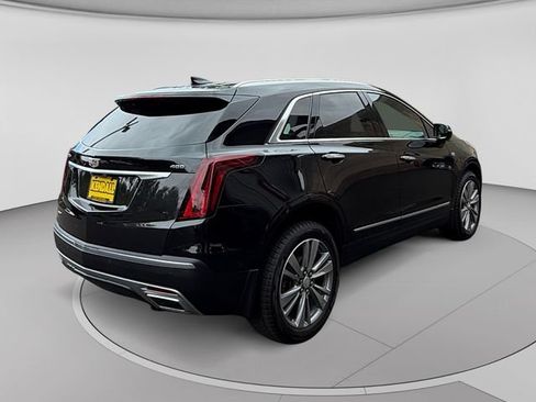 Used 2022 Cadillac XT5 Premium Luxury w/ Technology Package AWD/4WD image 5