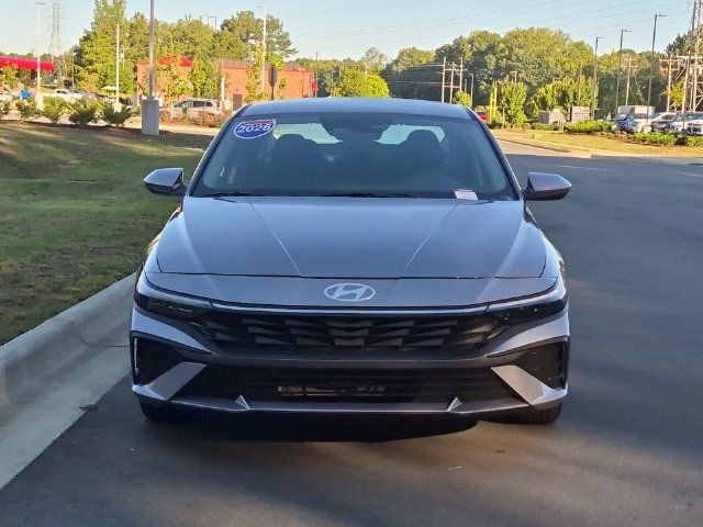 Used 2026 Hyundai Elantra Hybrid FWD image 16