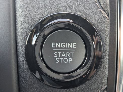 New 2025 Ford Expedition Max Platinum w/ Stealth Performance Package image 33