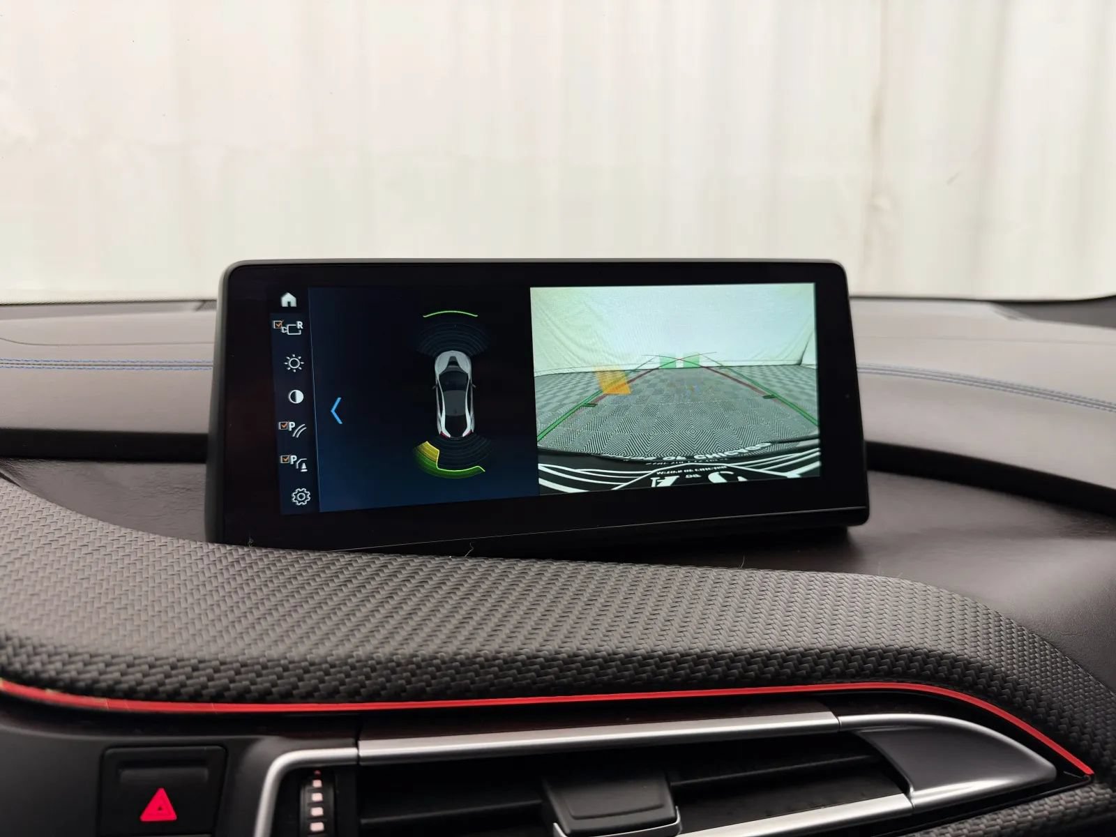 Used 2019 BMW i8 Coupe AWD/4WD image 20