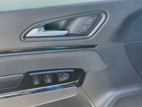 Used 2024 Honda Prologue EX image 14