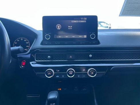 Used 2023 Honda Civic Sport image 12
