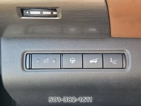 Used 2022 Nissan Pathfinder Platinum w/ Cargo Package FWD image 30