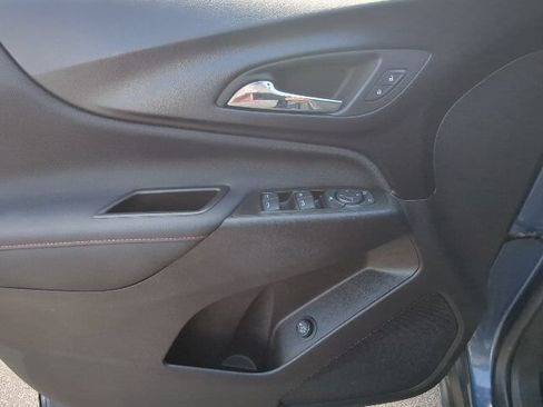 Used 2024 Chevrolet Equinox RS AWD/4WD image 12