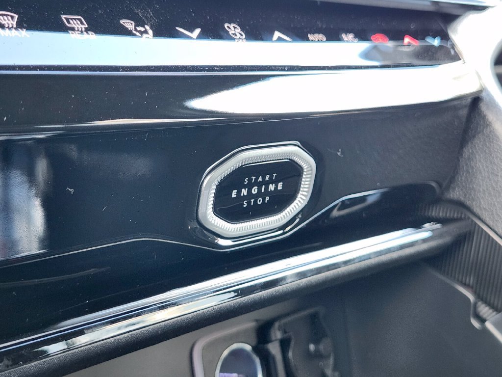 New 2026 Jeep Grand Cherokee Altitude AWD/4WD image 25