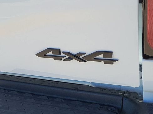 New 2026 RAM 2500 Tradesman AWD/4WD image 15