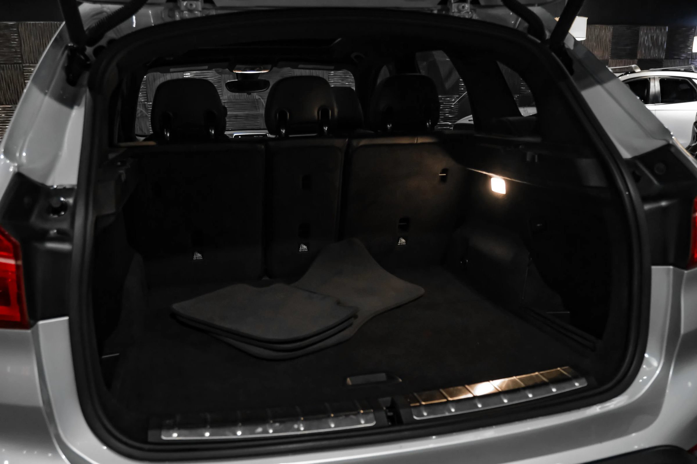 Used 2018 BMW X1 sDrive28i FWD image 49