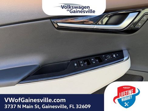 Used 2024 Kia EV6 GT-Line w/ GT-Line White Seat Package image 15