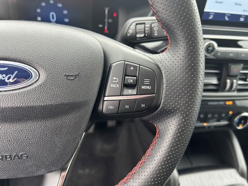 Used 2025 Ford Escape ST-Line image 20