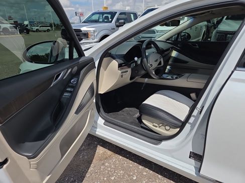 Used 2021 Genesis G80 3.5T AWD/4WD image 8