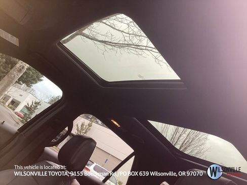 Used 2018 Ford Explorer Sport w/ Equipment Group 401A image 4