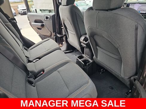 New 2026 Jeep Gladiator Sport AWD/4WD image 11