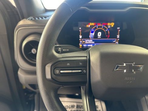Used 2023 Chevrolet Colorado Trail Boss w/ Technology Package image 28