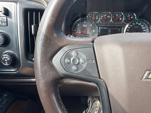 Used 2017 Chevrolet Silverado 1500 LTZ w/ Sport Package AWD/4WD image 22