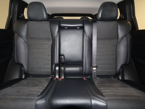 Used 2025 Mitsubishi Outlander SE AWD/4WD image 32
