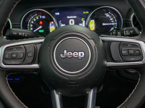 Used 2023 Jeep Wrangler Unlimited Sahara w/ Cold Weather Group AWD/4WD image 26