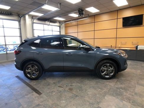 New 2026 Ford Escape ST-Line w/ Tech Pack #1 image 8