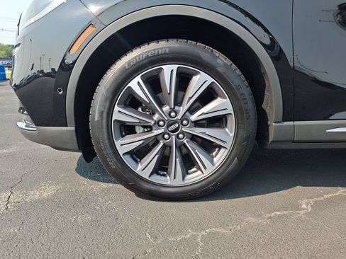 Used 2020 Lincoln Corsair Reserve w/ Equipment Group 201A FWD image 10